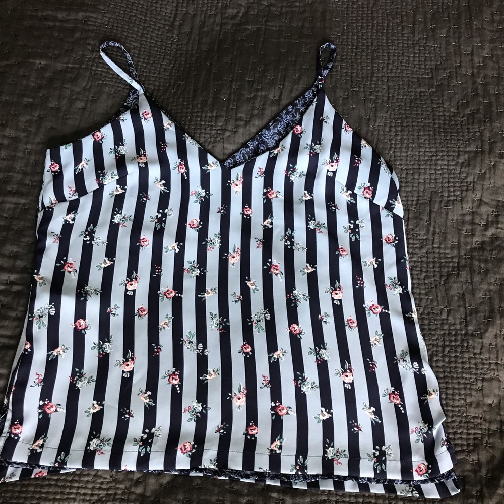 2 Camisoles in 1! Reversible WHBM Camisole.